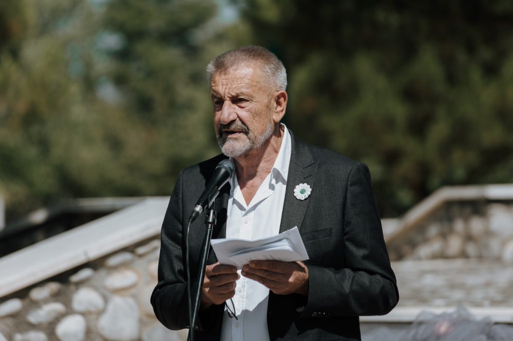 Mirsad Rastoder: SREBRENICA GLEDA U NAS